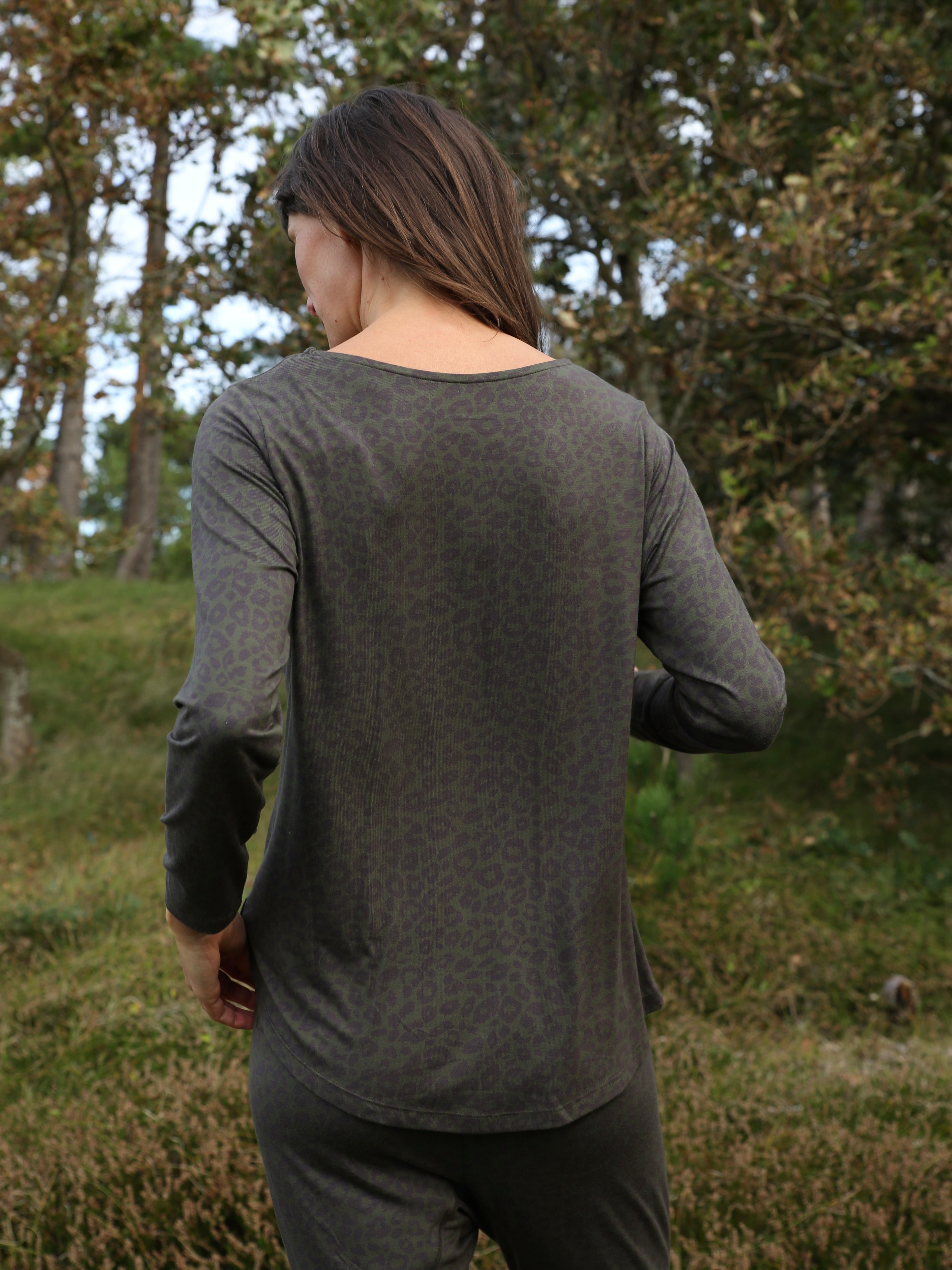 Comfy Copenhagen ApS Still Of The Night Blouse Forest Green Leo